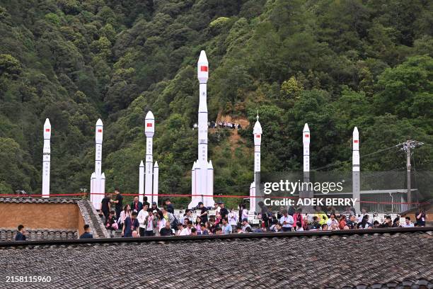 Chinese Historic Rockets 7,458 China Rocket Launch Stock Photos, High-Res Pictures, and Images ...