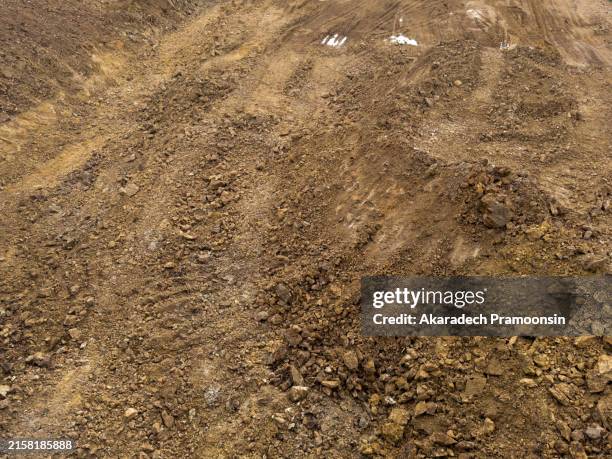 rocks and soil - gravel stock pictures, royalty-free photos & images