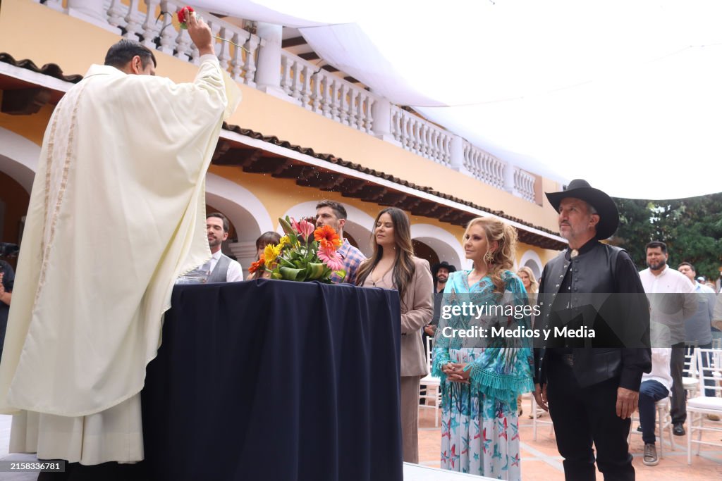 Soap Opera 'Cautiva Por Amor' - Presentation