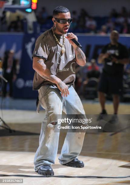 Vic Rapper 519 Vic (Rapper) Stock Photos, High-Res Pictures, and Images - Getty Images
