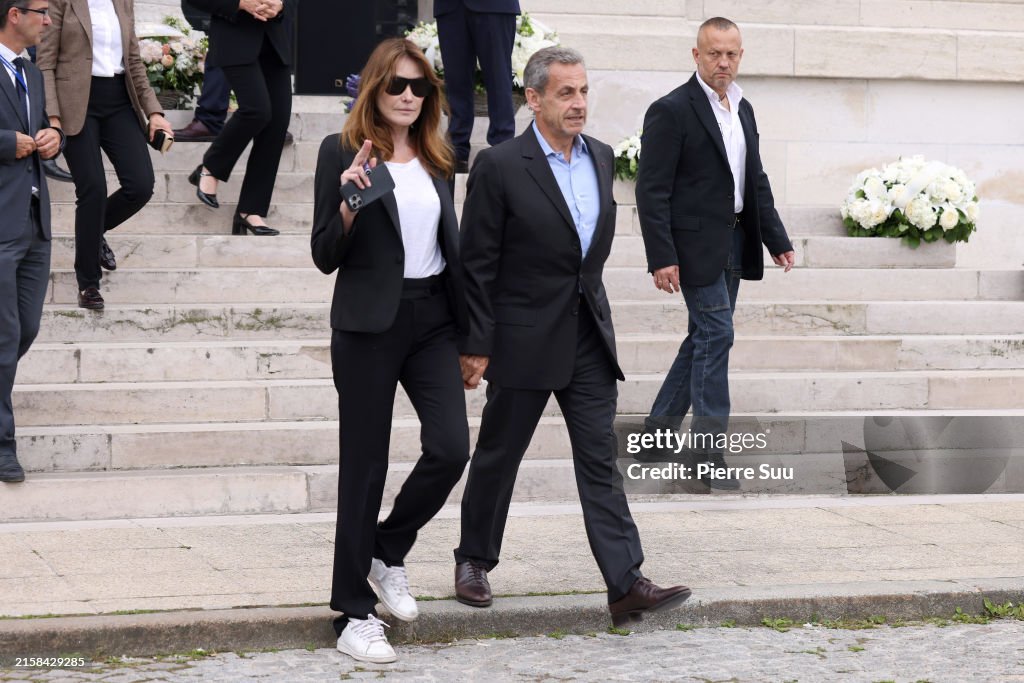 Françoise Hardy's Funerals At Père Lachaise Cemetary