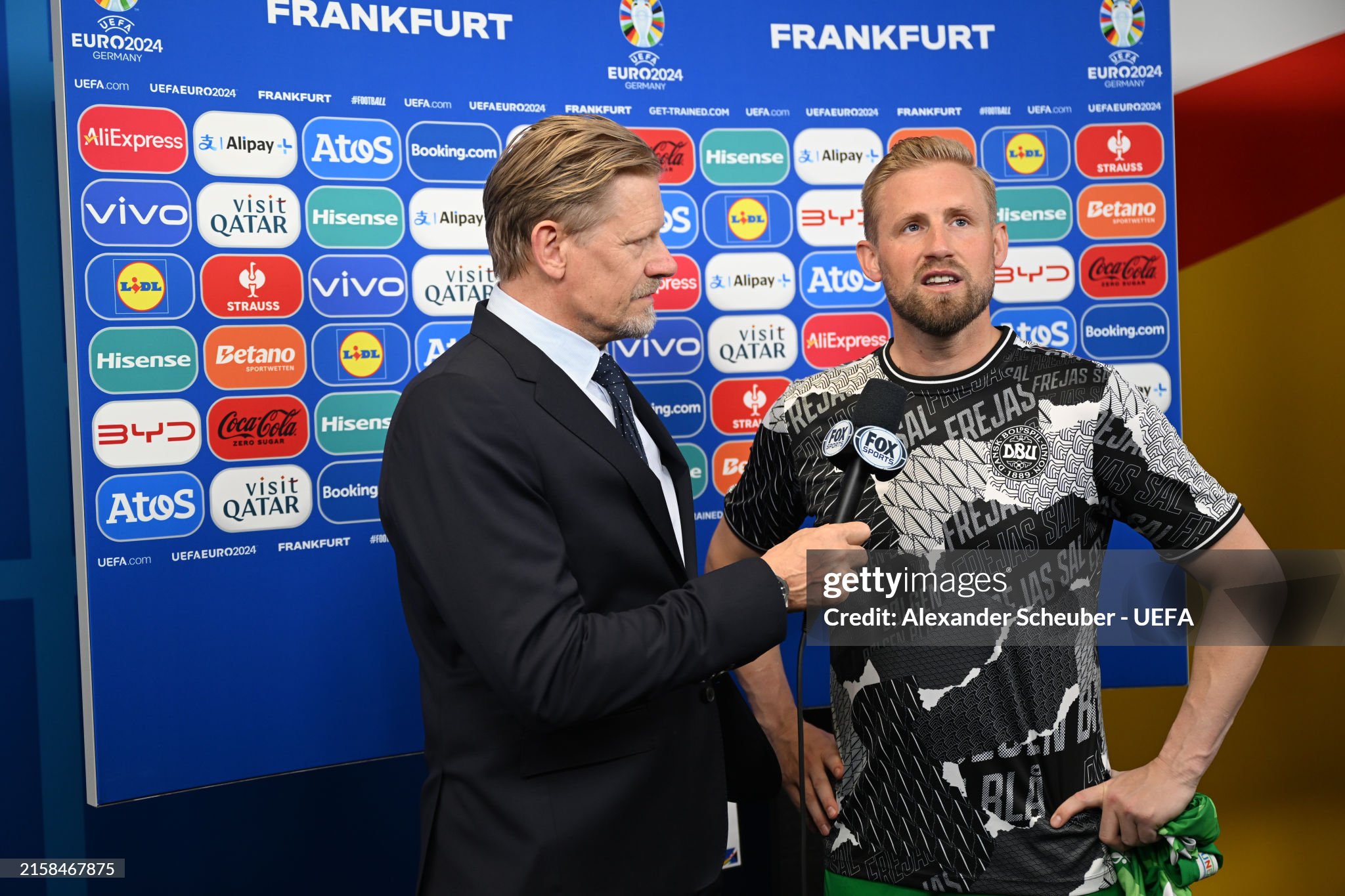 A beautiful father-son moment and general relief in the Danish camp