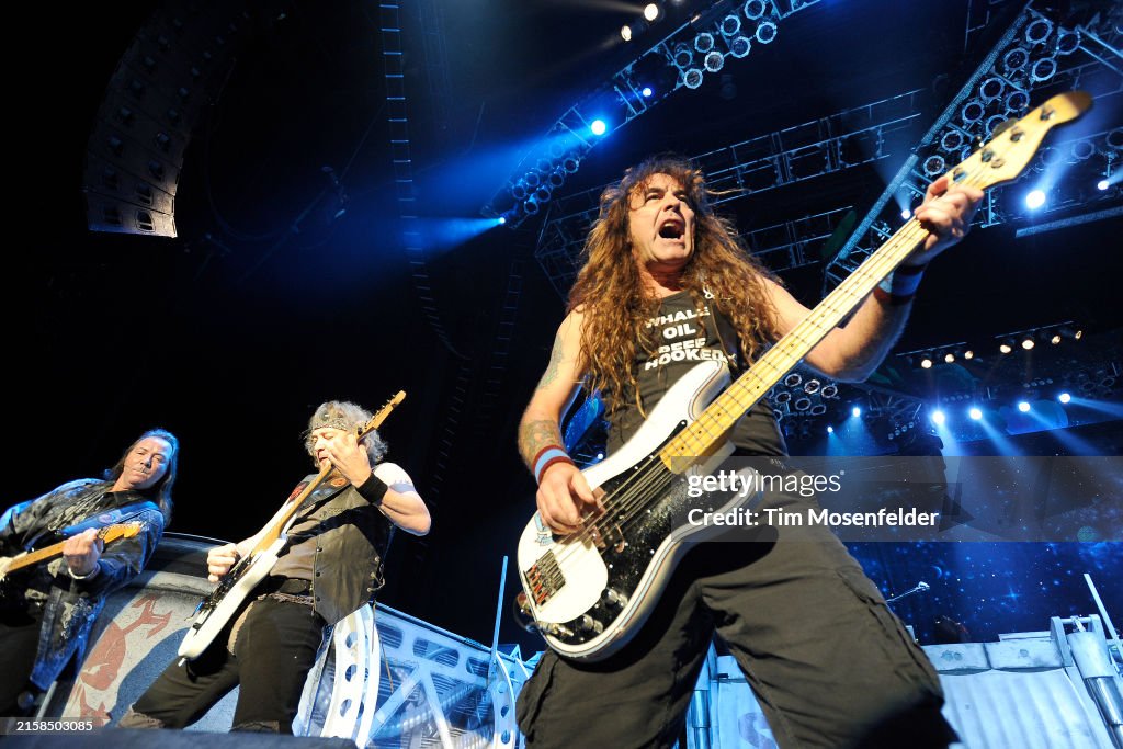 Iron Maiden In Concert - Concord CA 2010