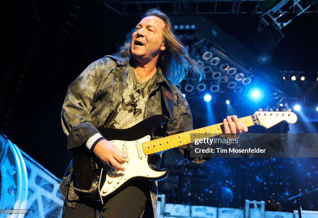 Iron Maiden In Concert - Concord CA 2010