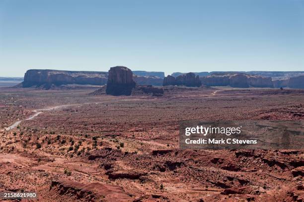 get yourself to monument valley navajo tribal park! - colorado plateau stock pictures, royalty-free photos & images