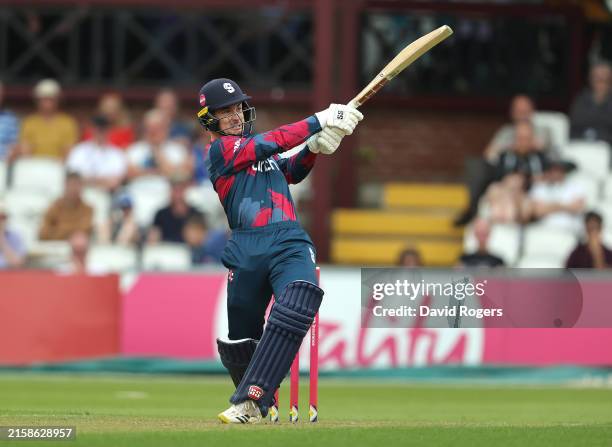 Matt Breetzke of Northamptonshire Steelbacks pulls the ball to the boundary during the T20 Vitality Blast match between Northamptonshire Steelers and...