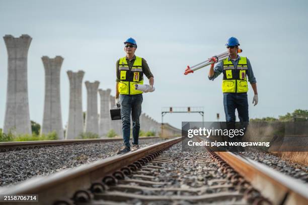 Engineering Train 14,910 Railway Track Construction Stock Photos, High-Res Pictures, and ...