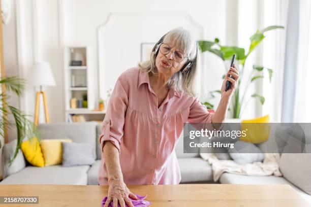 Ring Out Rag 56 Ringing Out Rag Stock Photos, High-Res Pictures, and Images - Getty ...
