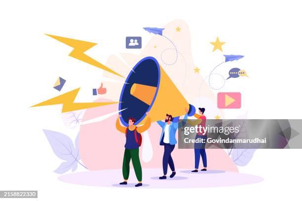 illustrations, cliparts, dessins animés et icônes de illustration vectorielle, style plat, promotion commerciale, publicité, appel à travers le klaxon, alerte en ligne - vigilance