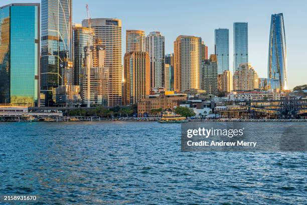modern city office buildings circular quay, sydney - circular quay stock pictures, royalty-free photos & images