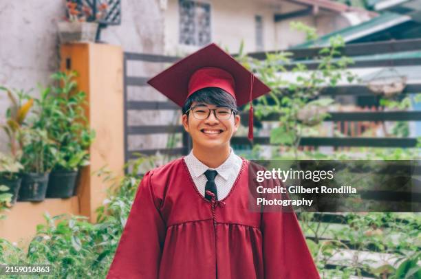Grad Pic Pinoy 545 Filipino Graduation Stock Photos, High-Res Pictures, and Images ...