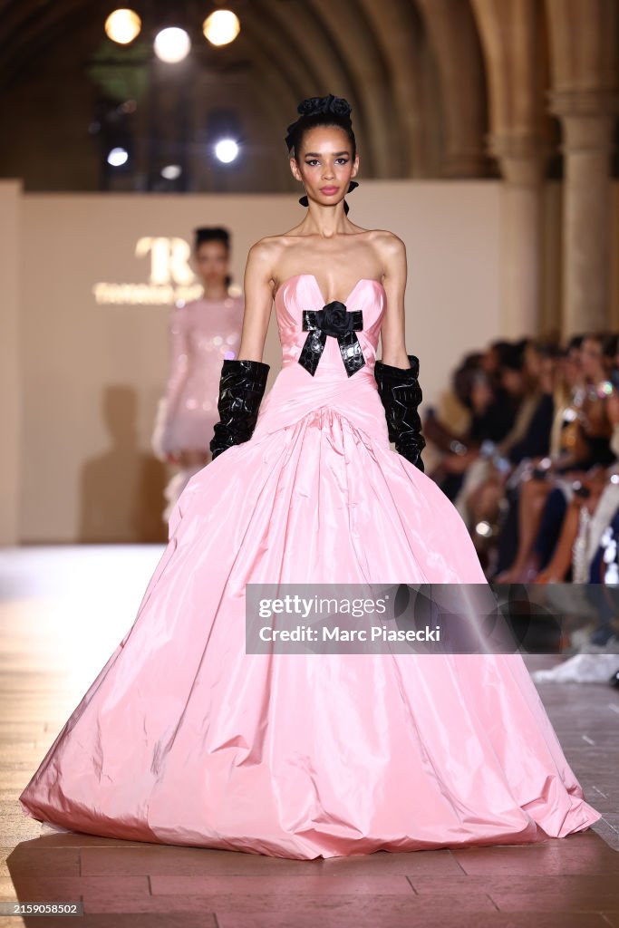 Tamara Ralph: Runway - Paris Fashion Week - Haute Couture Fall/Winter 2024-2025