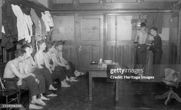 Examining naval volunteers, circa 1915 Creator: Bain News Service.