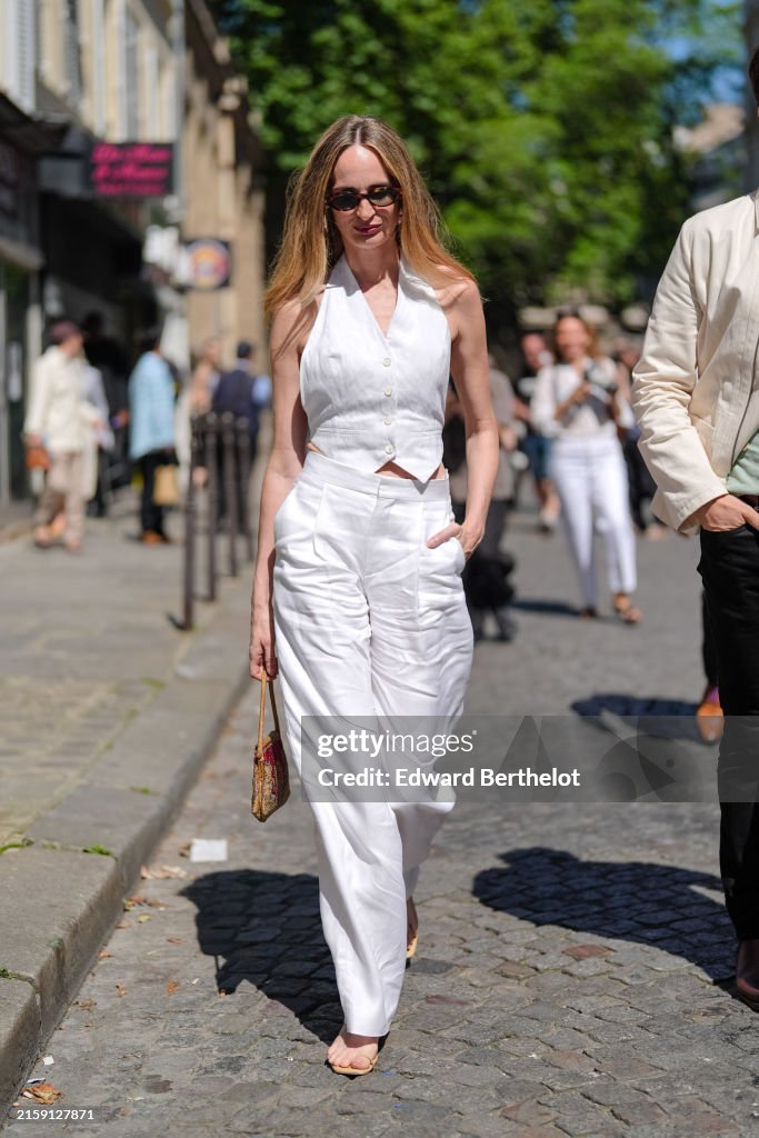 Street Style - Paris Fashion Week - Haute Couture Fall/Winter 2024/2025 - Day One