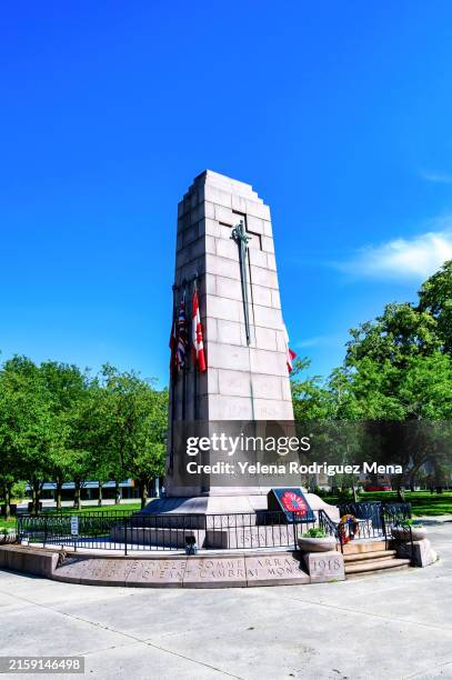 war memorial cenotaph - oorlogsmonument stockfoto's en -beelden