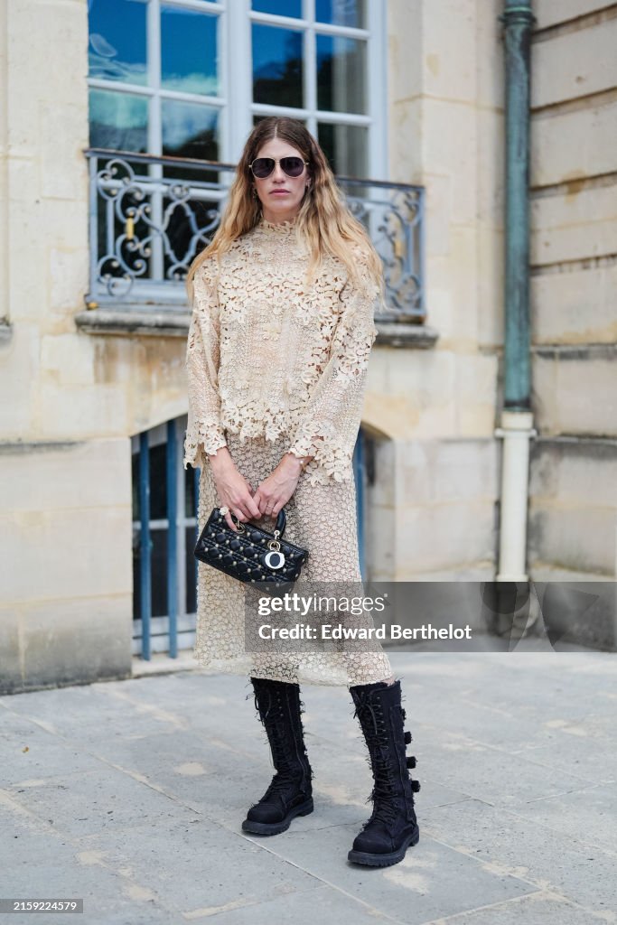 Street Style - Paris Fashion Week - Haute Couture Fall/Winter 2024/2025 - Day One