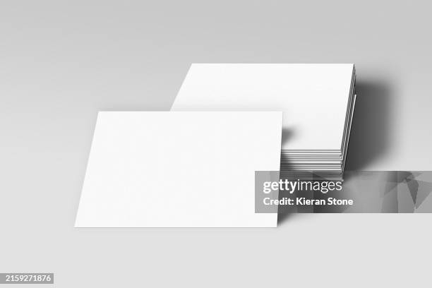 blank business card template - tarjeta de negocios fotografías e imágenes de stock