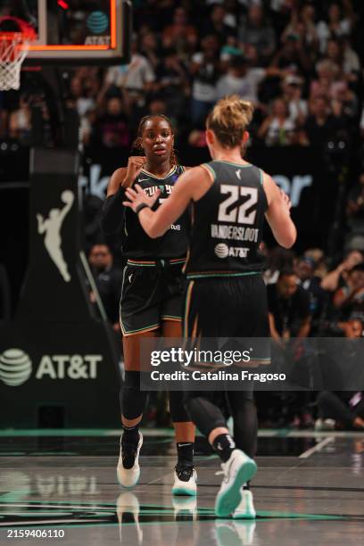 Emma Rakowski 78 Courtney Burke Stock Photos, High-Res Pictures, and Images - Getty ...