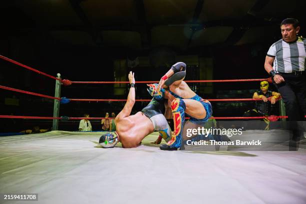 Board. Pin Fight 1,041 Wrestling Pin Stock Photos, High-Res Pictures, and Images - Getty ...