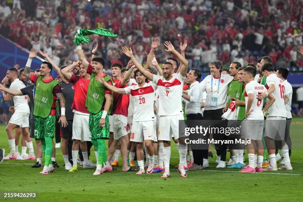 23,991 Turkish National Team Stock Photos, High-Res Pictures, and ...