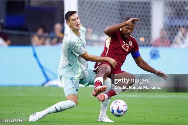 Famous Rondon 72 Cesar Rondon Photos & High Res Pictures - Getty Images