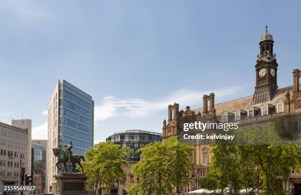 leeds city square, - leeds stock pictures, royalty-free photos & images