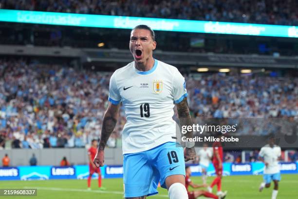Darwin Nuñez of Uruguay celebrates after scoring the team's second goal during the CONMEBOL Copa America 2024 Group C match between Uruguay and...
