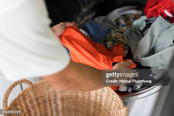 laundry shop; laundry business. - weidenkätzchen stock-fotos und bilder
