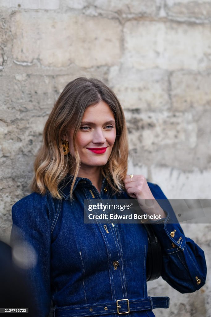 Street Style - Paris Fashion Week - Haute Couture Fall/Winter 2024/2025 - Day Four