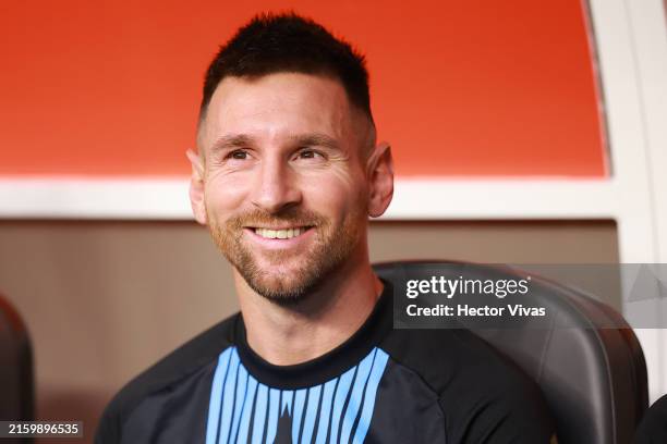 Messi Rosto 3,940 Messi Smiles Stock Photos, High-Res Pictures, and Images - Getty ...
