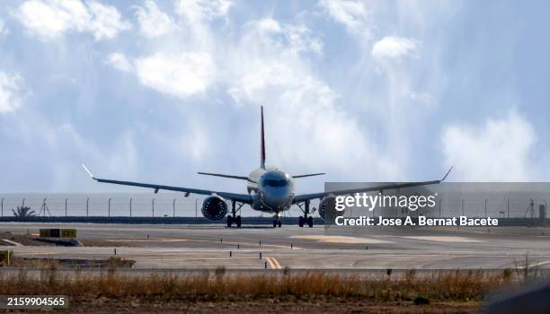 Plabe Rising 46,002 Los Angeles International Airport Photos Stock Photos, High-Res ...