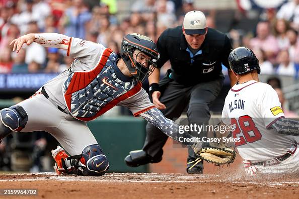 San Francisco Giants v Atlanta Braves San Francisco Giants v Atlanta Braves