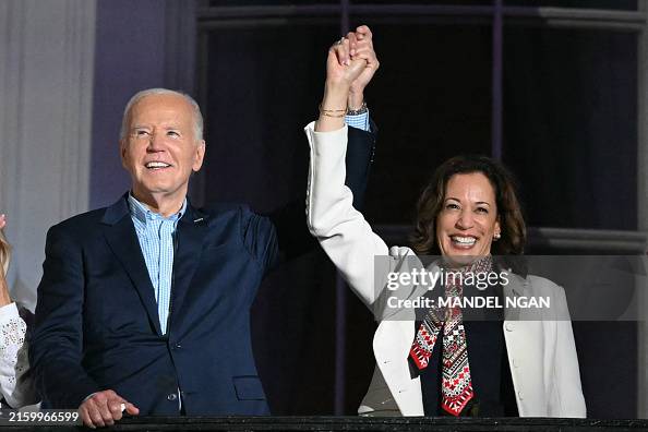 TOPSHOT-US-HOLIDAY-POLITICS-INDEPENDENCE-BIDEN TOPSHOT-US-HOLIDAY-POLITICS-INDEPENDENCE-BIDEN