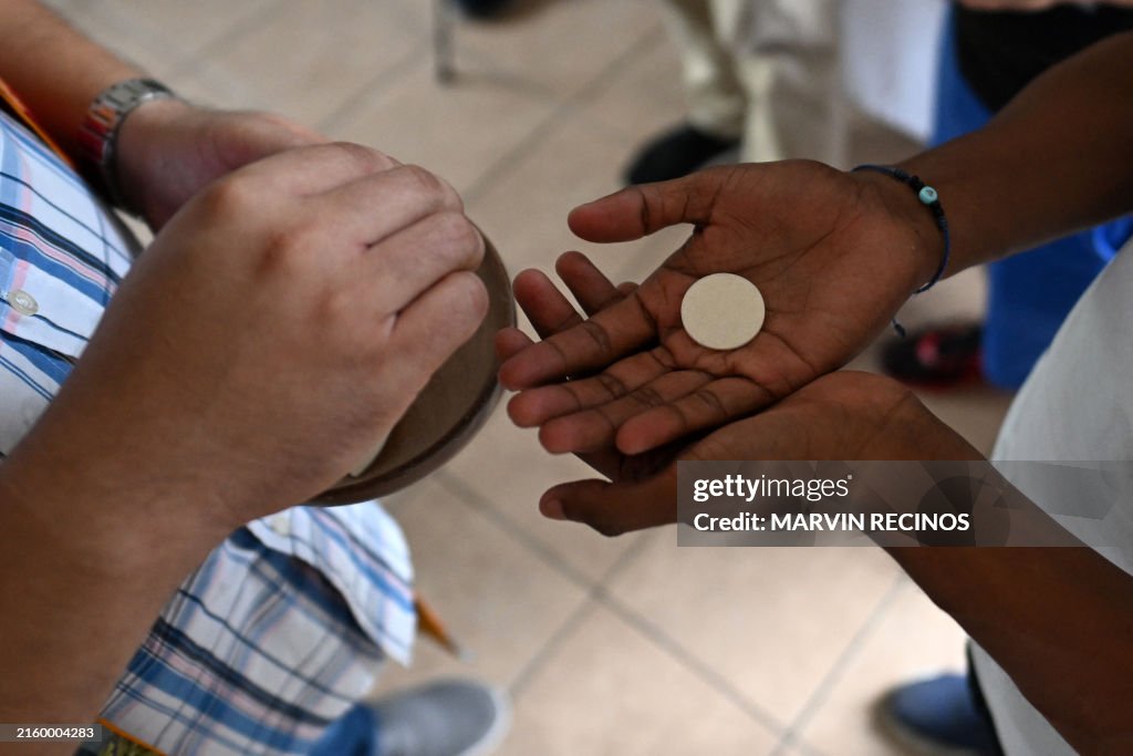 EL SALVADOR-POLITICS-RIGHTS-LGBTQ