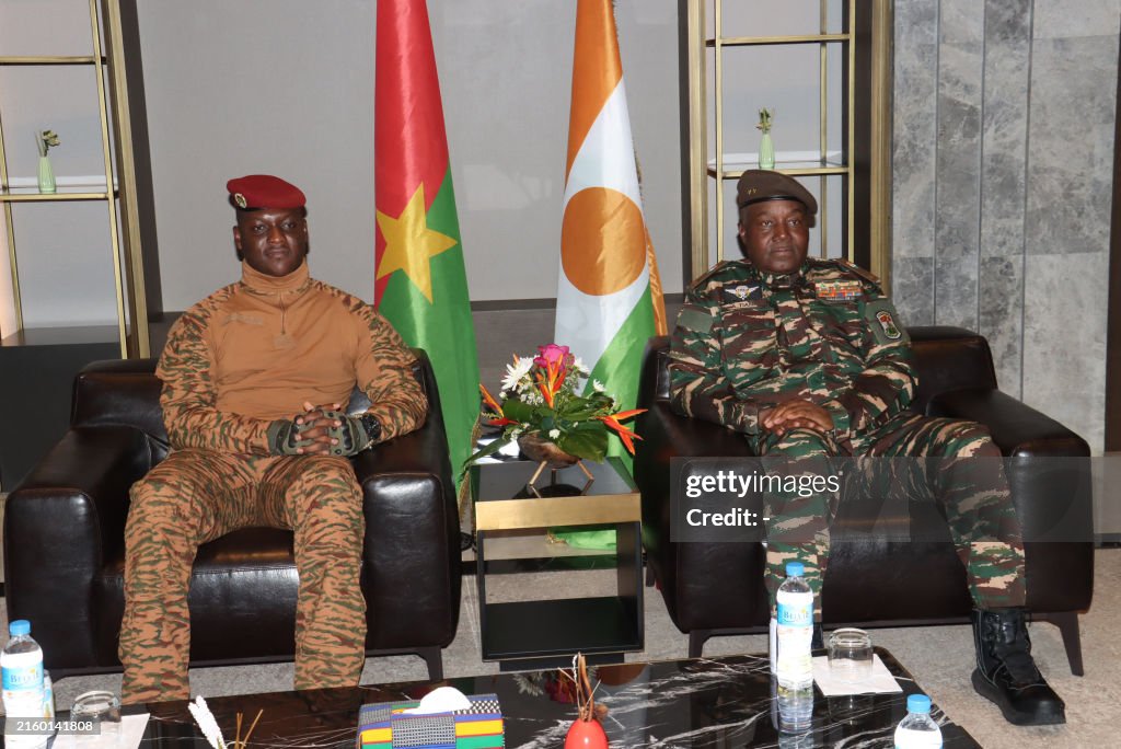 NIGER-BURKINA-POLITICS-DIPLOMACY-COUP-ARMY