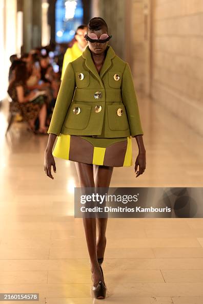 Marc Jacobs Fall 2024 Runway - Show Marc Jacobs Fall 2024 Runway - Show