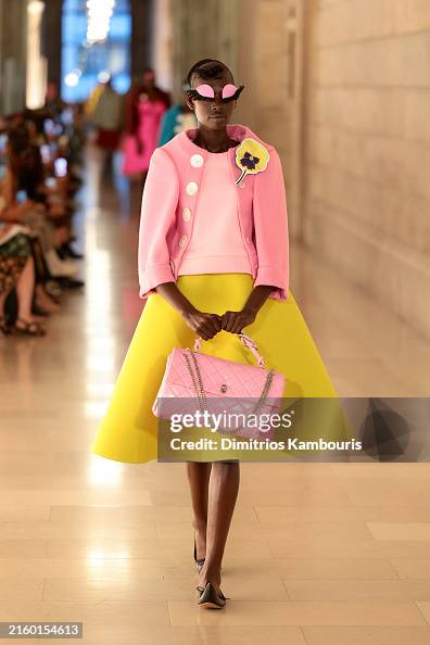 Marc Jacobs Fall 2024 Runway - Show Marc Jacobs Fall 2024 Runway - Show