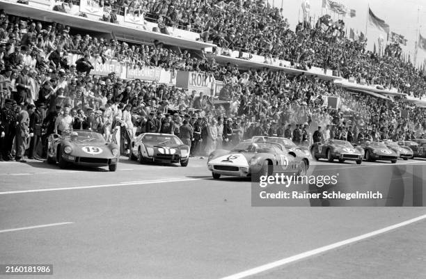 Skip French Racing 442 French American Heritage Month Stock Photos, High-Res Pictures, and ...