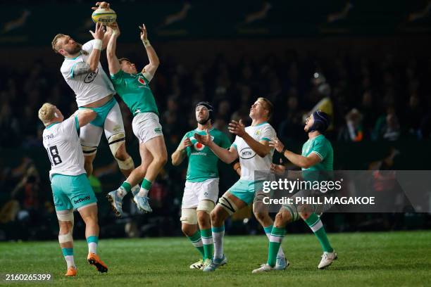 Leaping Trys Rugby 480 Rugby Player Leaping Up To Catch Ball Stock Photos, High-Res ...