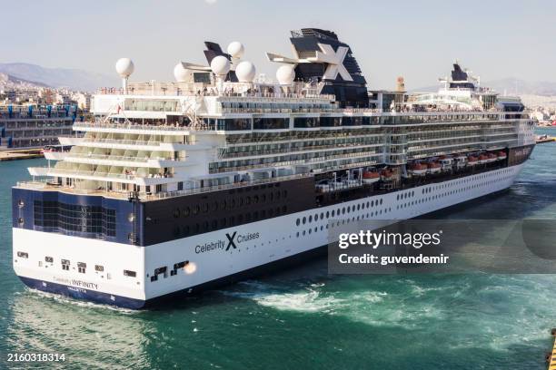 celebrity infinity cruise ship - celebrities stock pictures, royalty-free photos & images