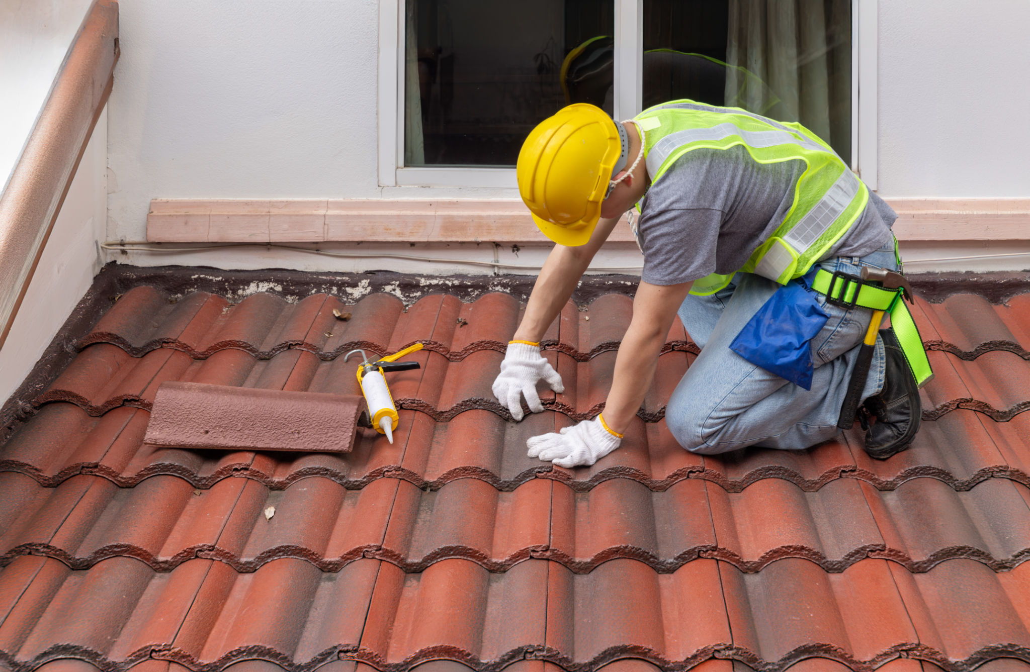 tile roof maintenance