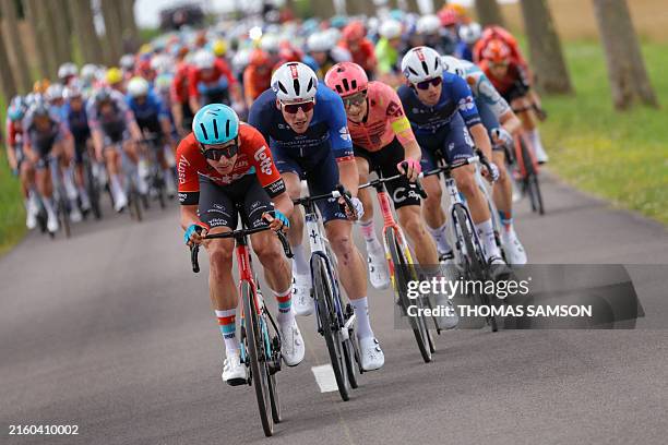 Lotto Dsty Rider 235 Cédric Beullens Stock Photos, High-Res Pictures, and Images - Getty ...
