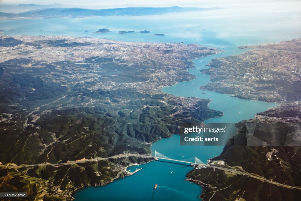 Vista aérea de Estambul y el Bósforo