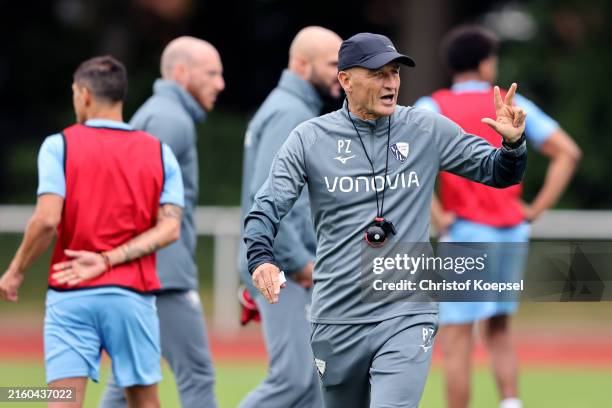 Head coach Peter Zeidler attends the first VfL Bochum training after summer break at Leichtathletikstadion on July 03, 2024 in Gelsenkirchen, Germany.