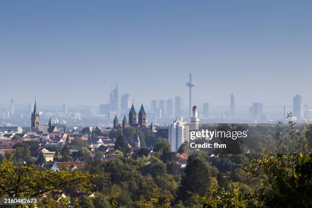 frankfurt/ main skyline - distant view in the haze (hesse, germany) - bad homburg stock-fotos und bilder