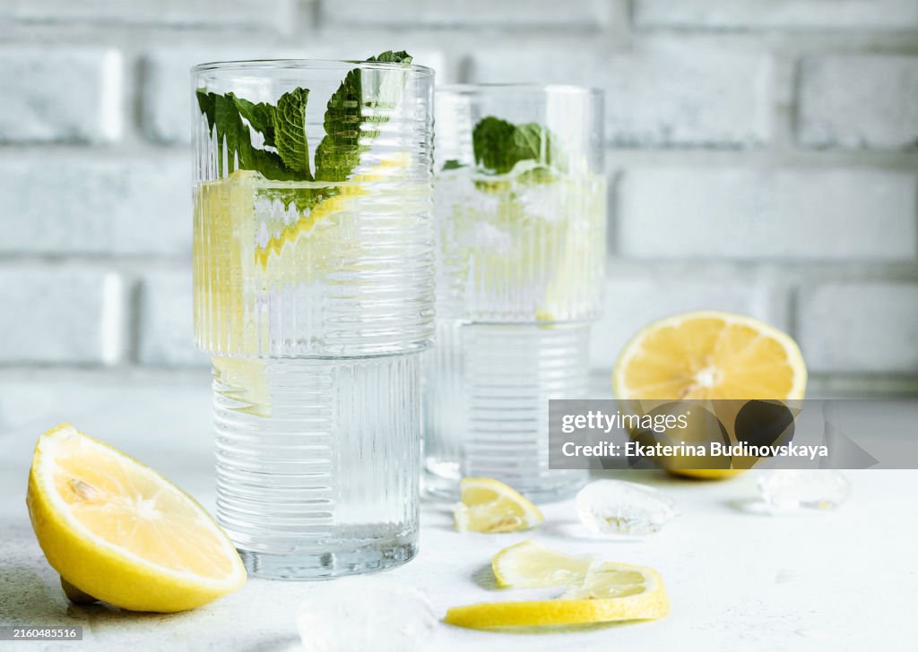 Lemonade with fresh lemon