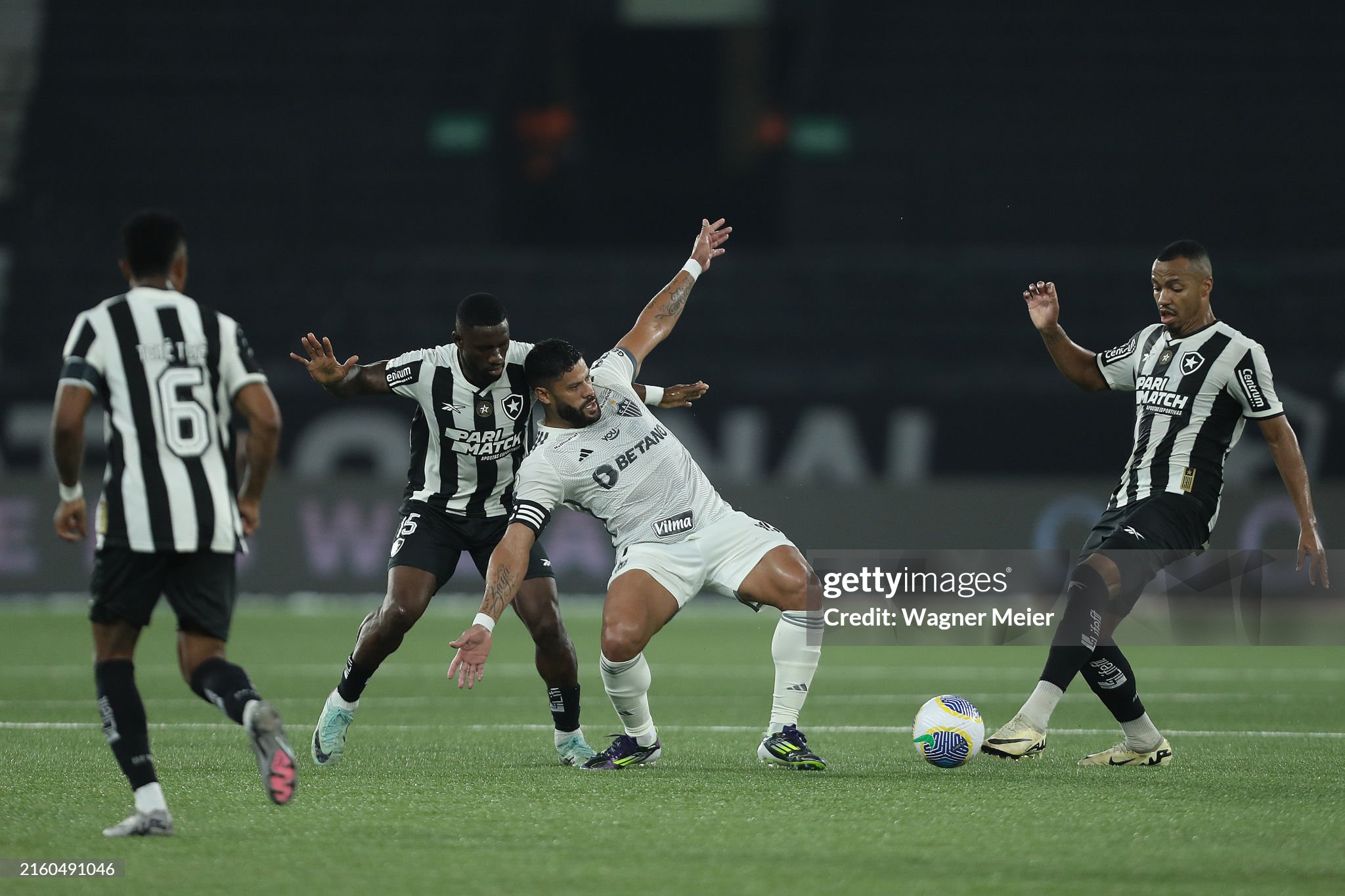 Atlético Mineiro in the Copa Libertadores final awaiting Botafogo coached by Artur Jorge