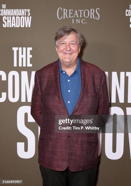 Fry Shadow 5,049 Stephen Fry Photos Stock Photos, High-Res Pictures, and Images ...