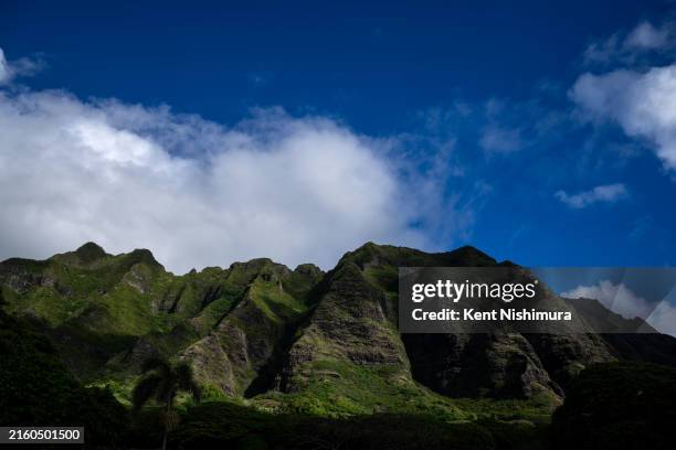 Koolou 131 Koolau Range Stock Photos, High-Res Pictures, and Images - Getty Images