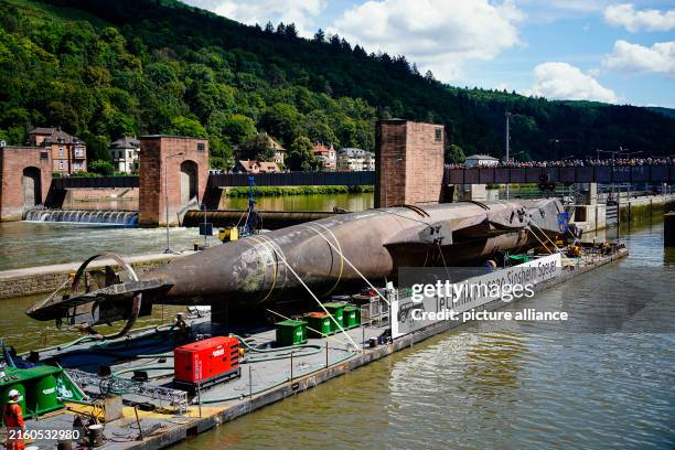 Transportation from U17, News Photo